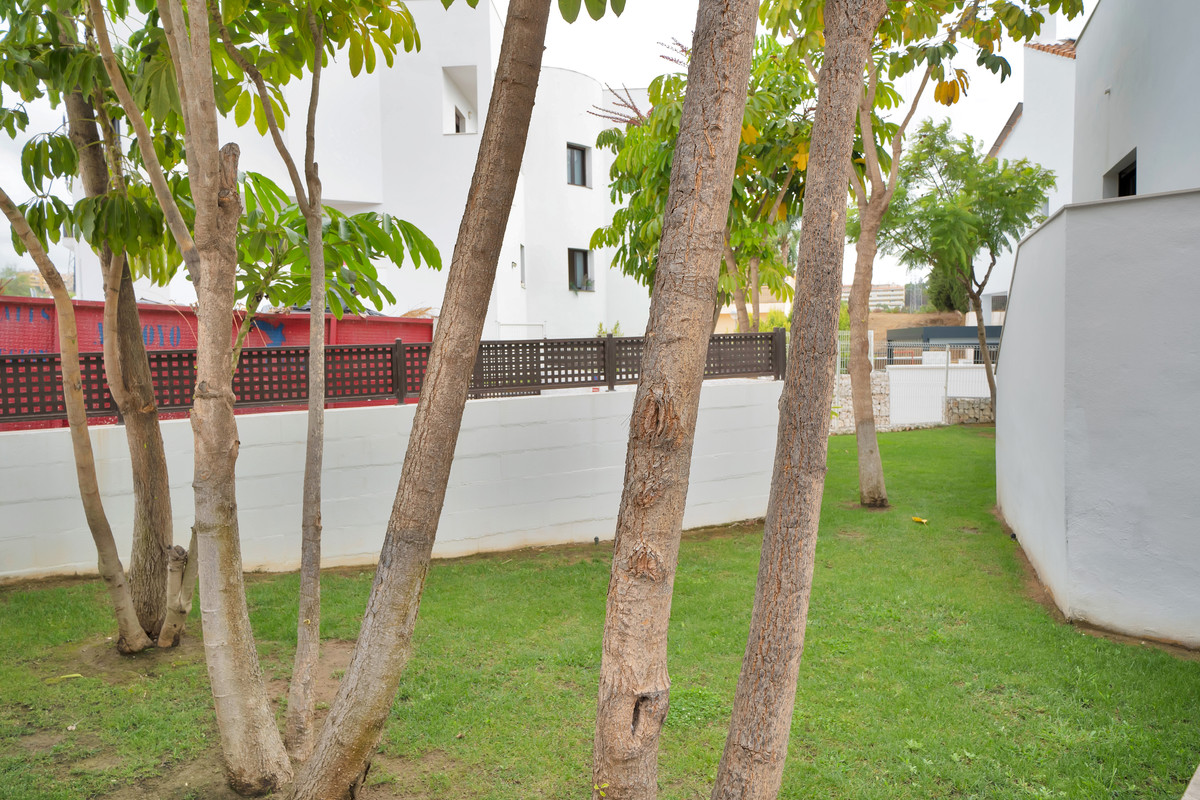 Se vende Villa - Chalet de 3 dormitorios en Costa Del Sol, Málaga, España