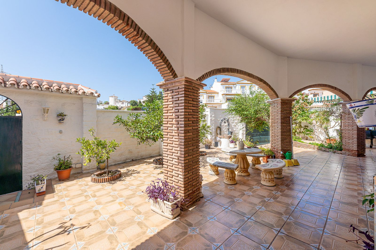 4 Bed Townhouse for sale in Benalmadena Costa Del Sol, Málaga, Spain