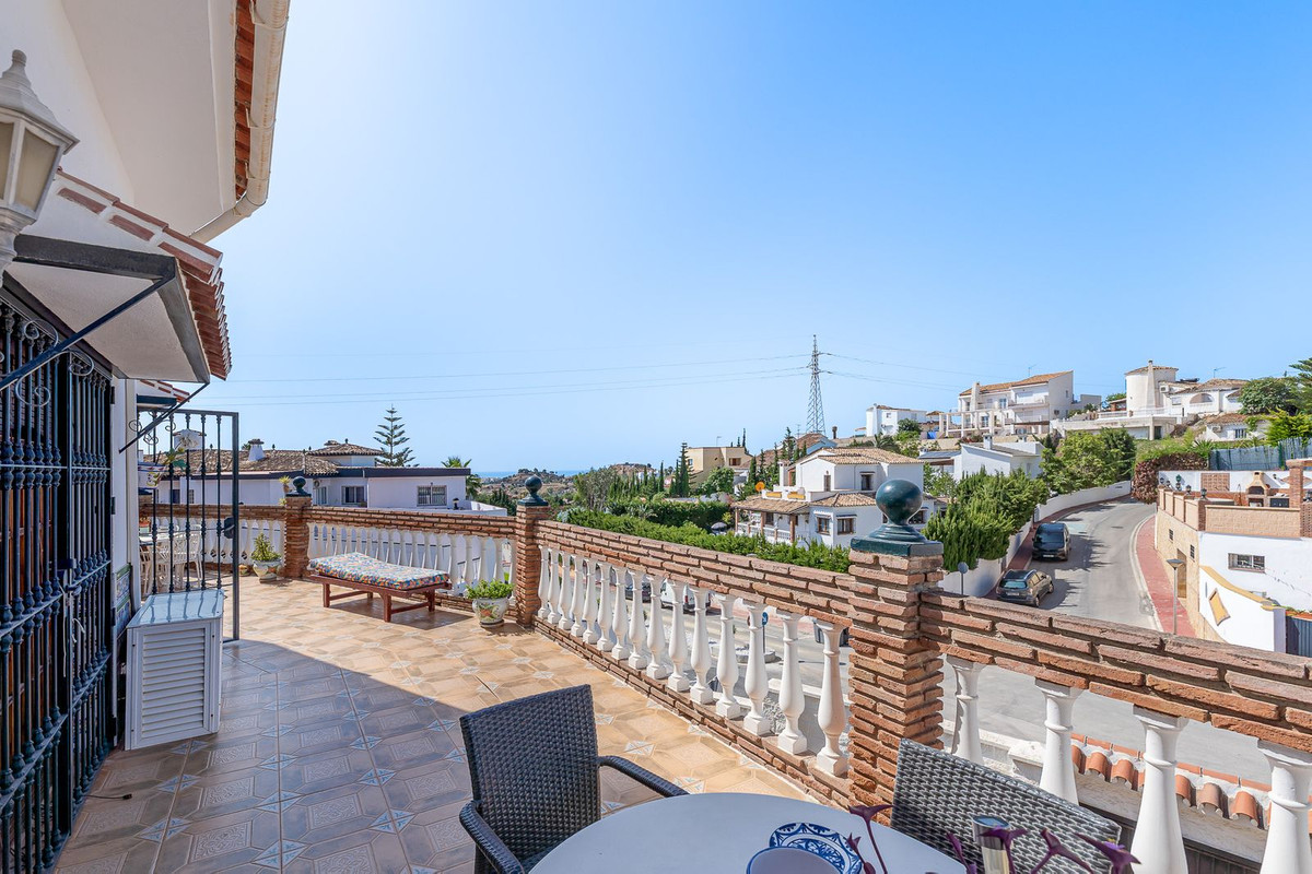 4 Bed Townhouse for sale in Benalmadena Costa Del Sol, Málaga, Spain