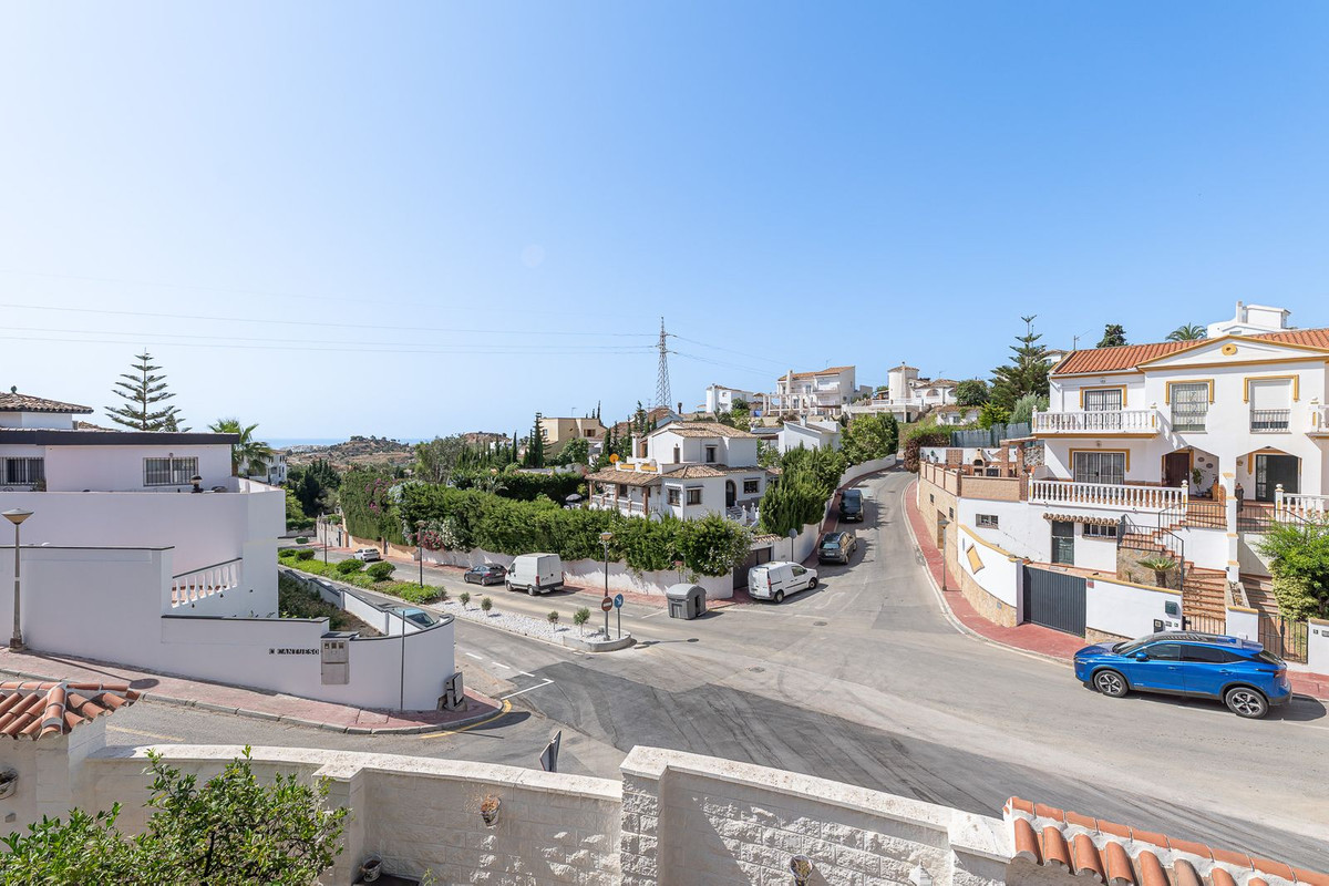 4 Bed Townhouse for sale in Benalmadena Costa Del Sol, Málaga, Spain