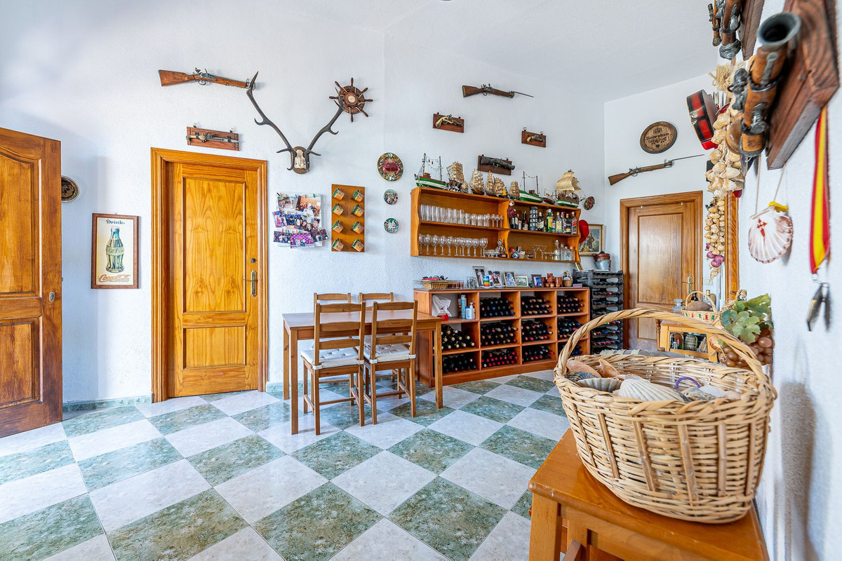 4 Bed Townhouse for sale in Benalmadena Costa Del Sol, Málaga, Spain