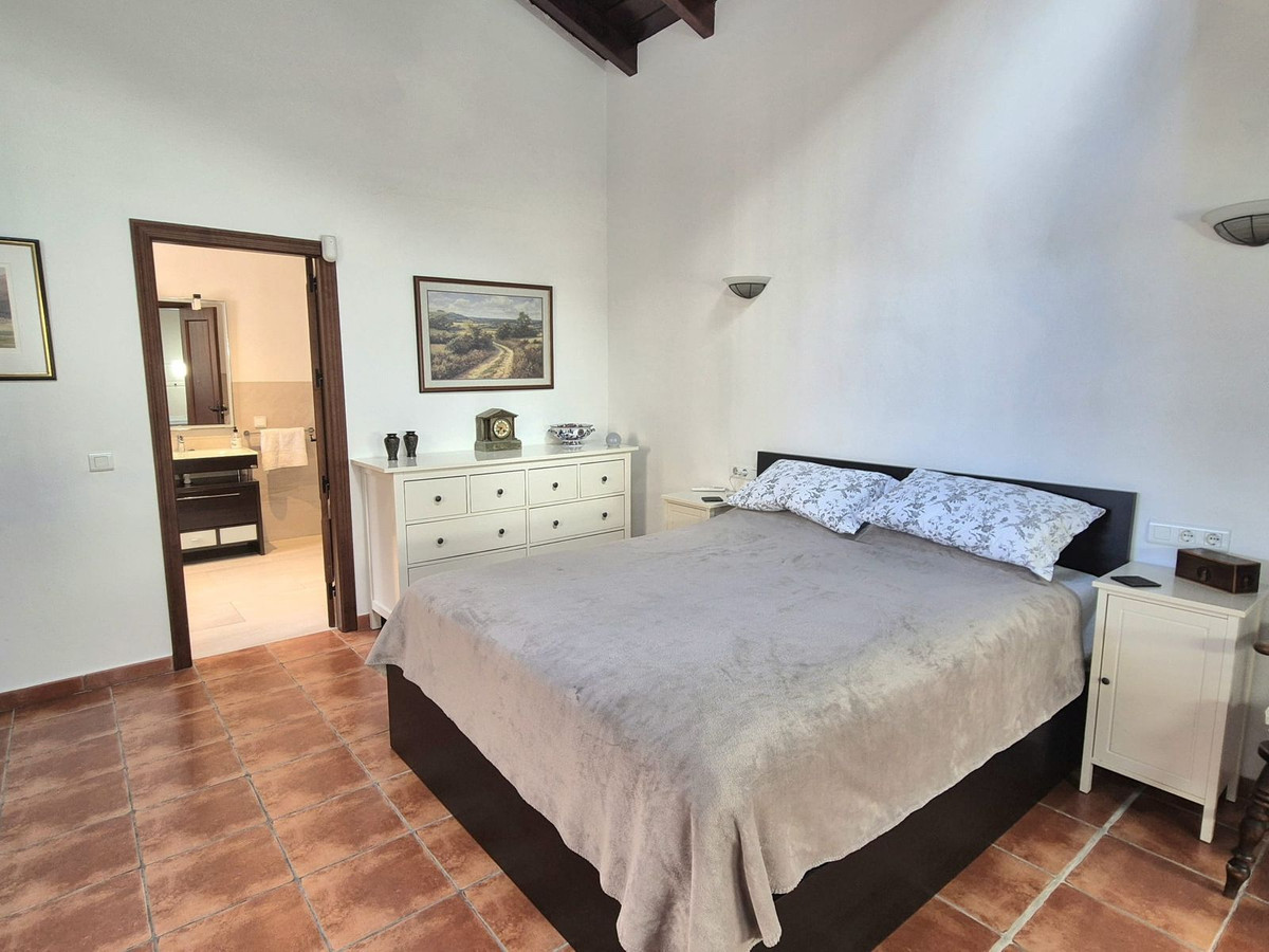 Se vende Villa - Chalet de 2 dormitorios en Costa Del Sol, Málaga, España