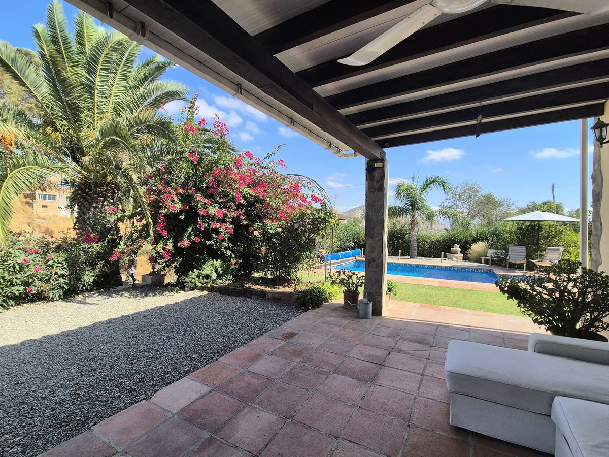Se vende Villa - Chalet de 2 dormitorios en Costa Del Sol, Málaga, España