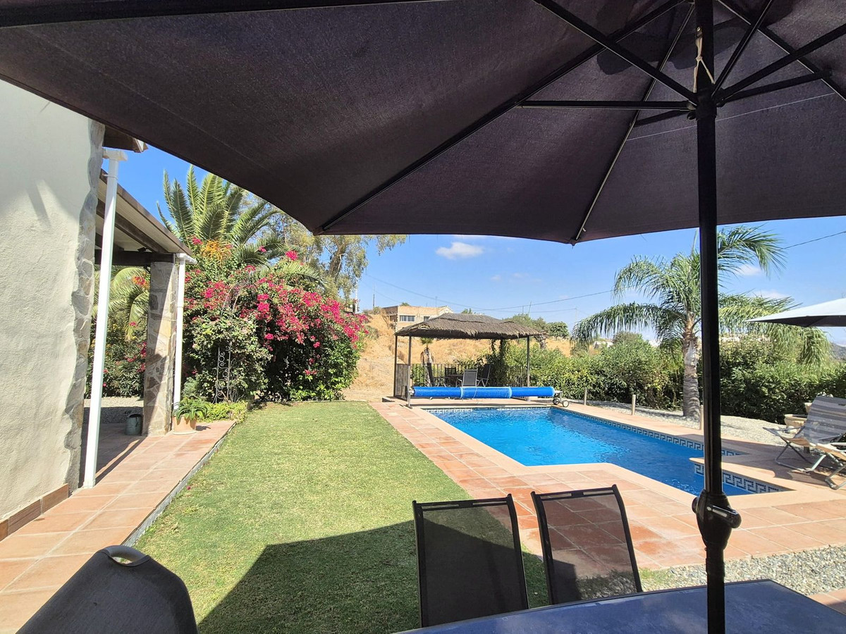 Se vende Villa - Chalet de 2 dormitorios en Costa Del Sol, Málaga, España