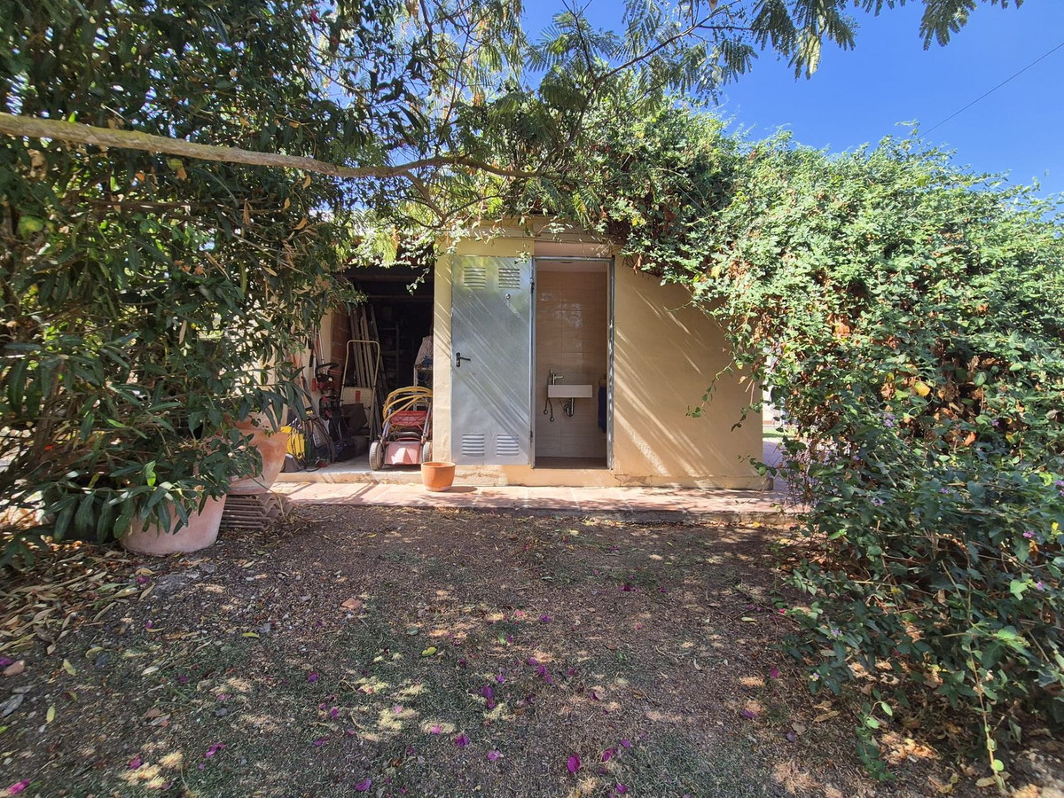 Se vende Villa - Chalet de 2 dormitorios en Costa Del Sol, Málaga, España