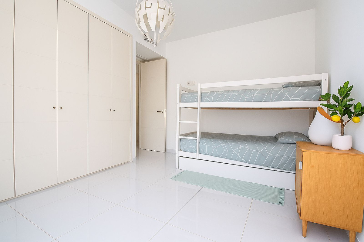 3 Bed Apartment for sale in Benahavís Costa Del Sol, Málaga, Spain