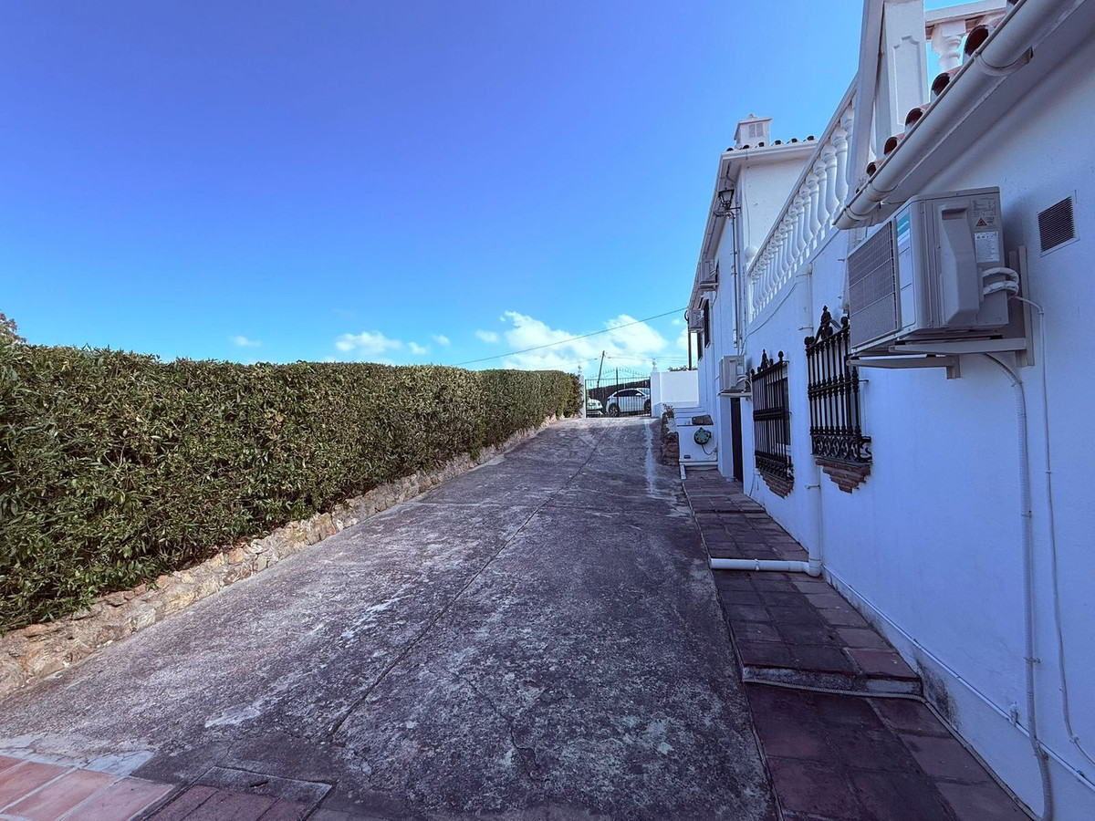 Se vende Villa - Chalet de 7 dormitorios en Costa Del Sol, Málaga, España
