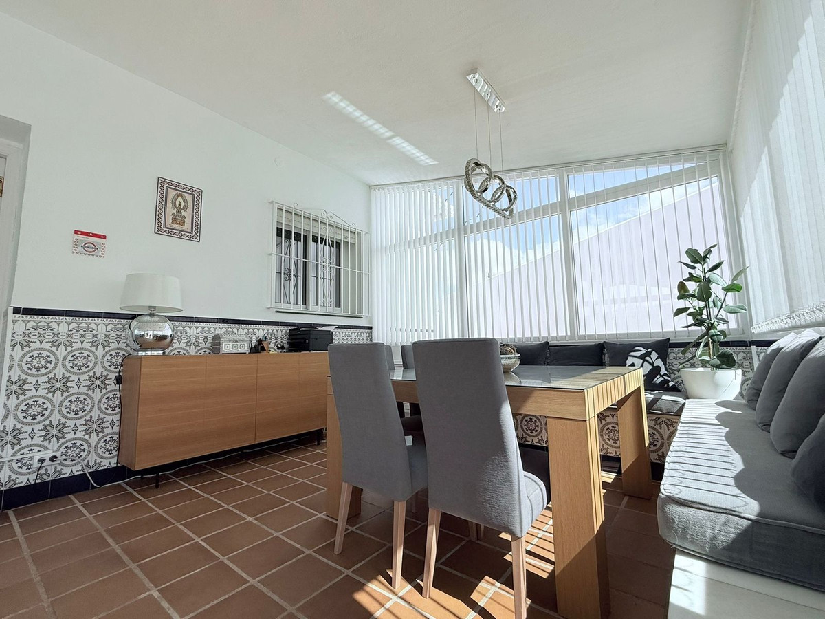 Se vende Villa - Chalet de 7 dormitorios en Costa Del Sol, Málaga, España
