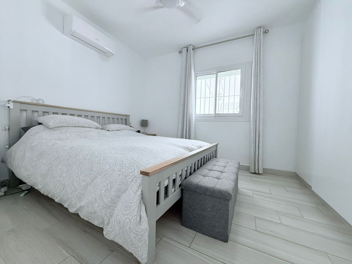 Se vende Villa - Chalet de 7 dormitorios en Costa Del Sol, Málaga, España