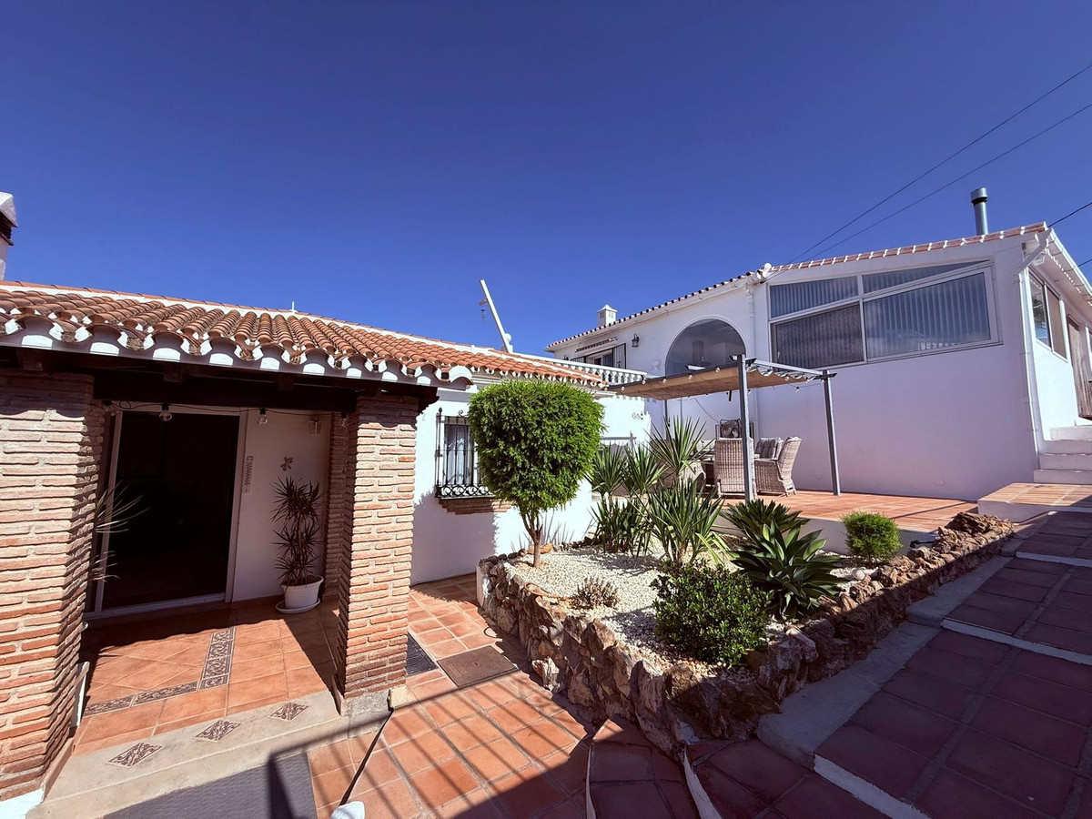 Se vende Villa - Chalet de 7 dormitorios en Costa Del Sol, Málaga, España