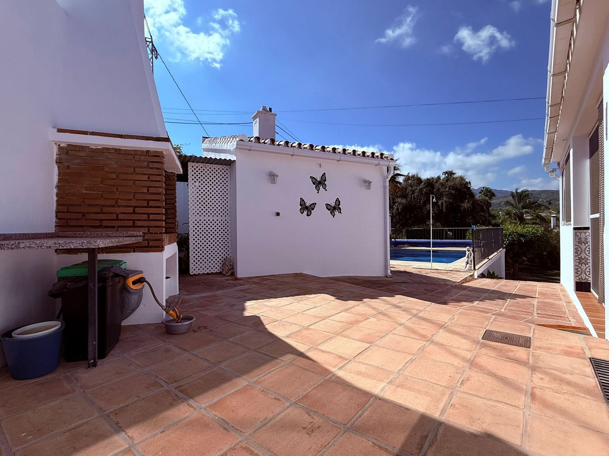 Se vende Villa - Chalet de 7 dormitorios en Costa Del Sol, Málaga, España