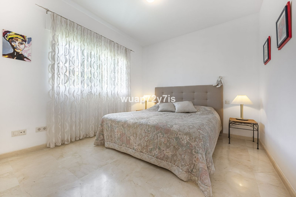 2 Bed Apartment for sale in Estepona Costa Del Sol, Málaga, Spain