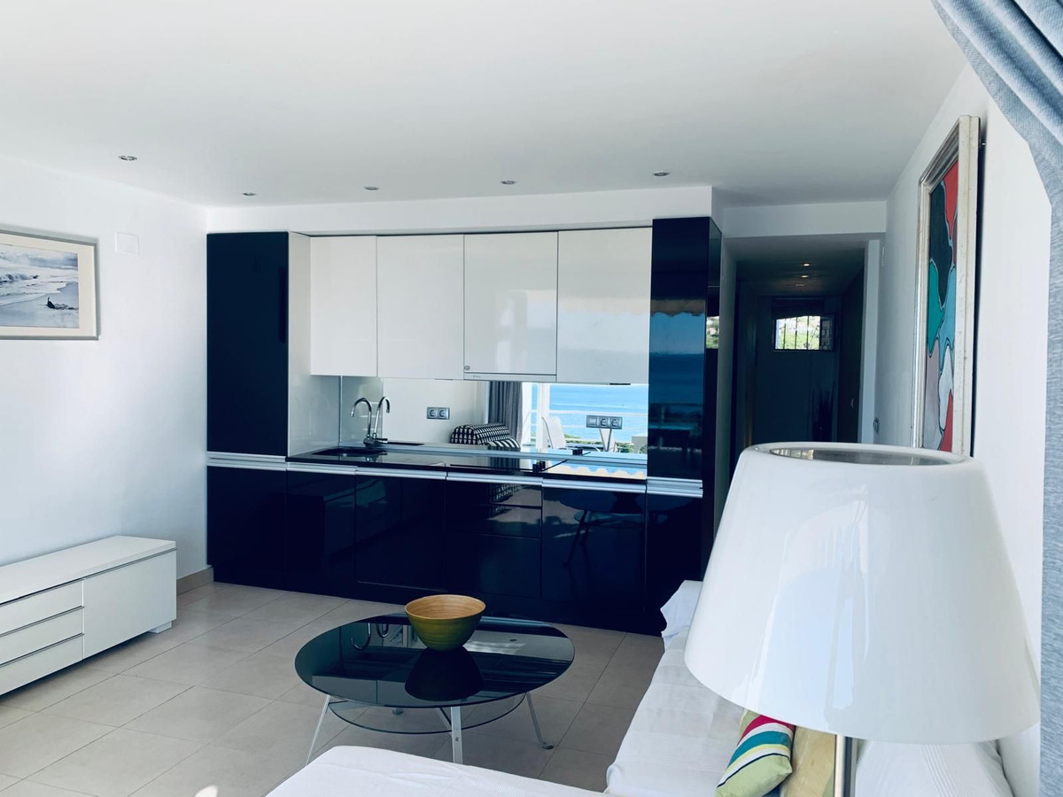Se vende Apartamento Planta Media de 1 dormitorios en Costa Del Sol, Málaga, España