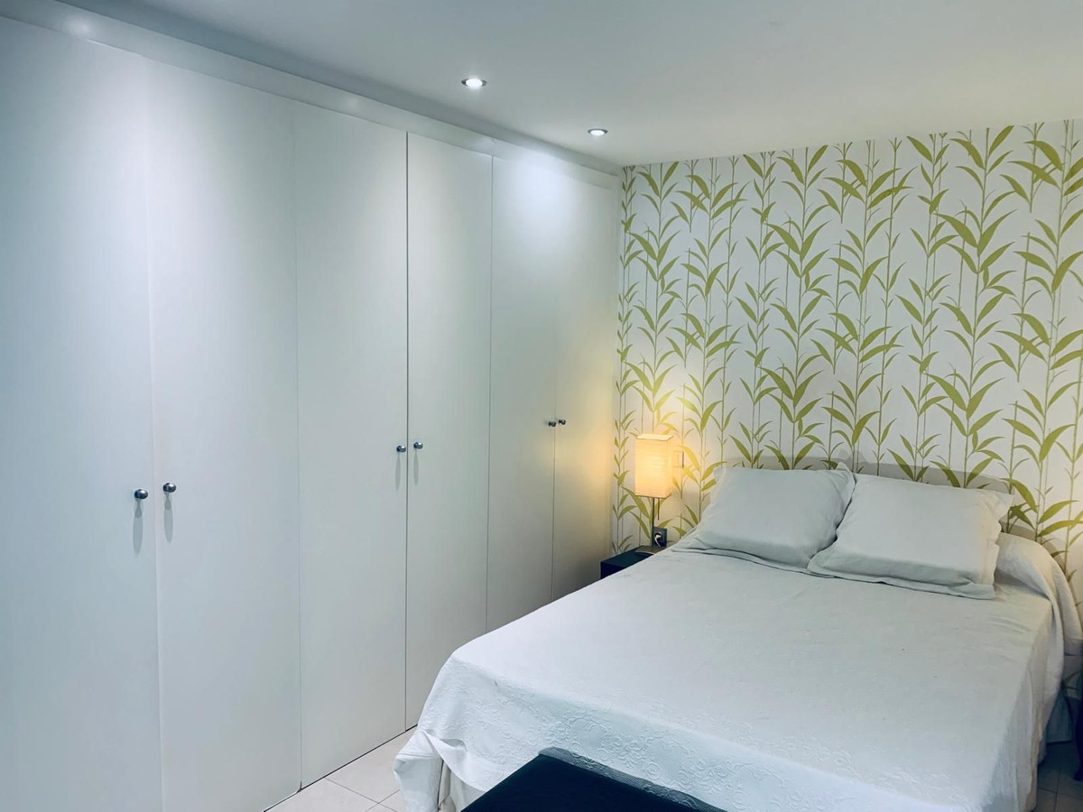 Se vende Apartamento Planta Media de 1 dormitorios en Costa Del Sol, Málaga, España