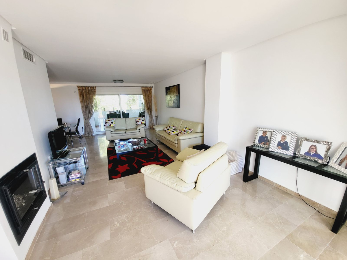 3 Bed Apartment for sale in Miraflores Costa Del Sol, Málaga, Spain