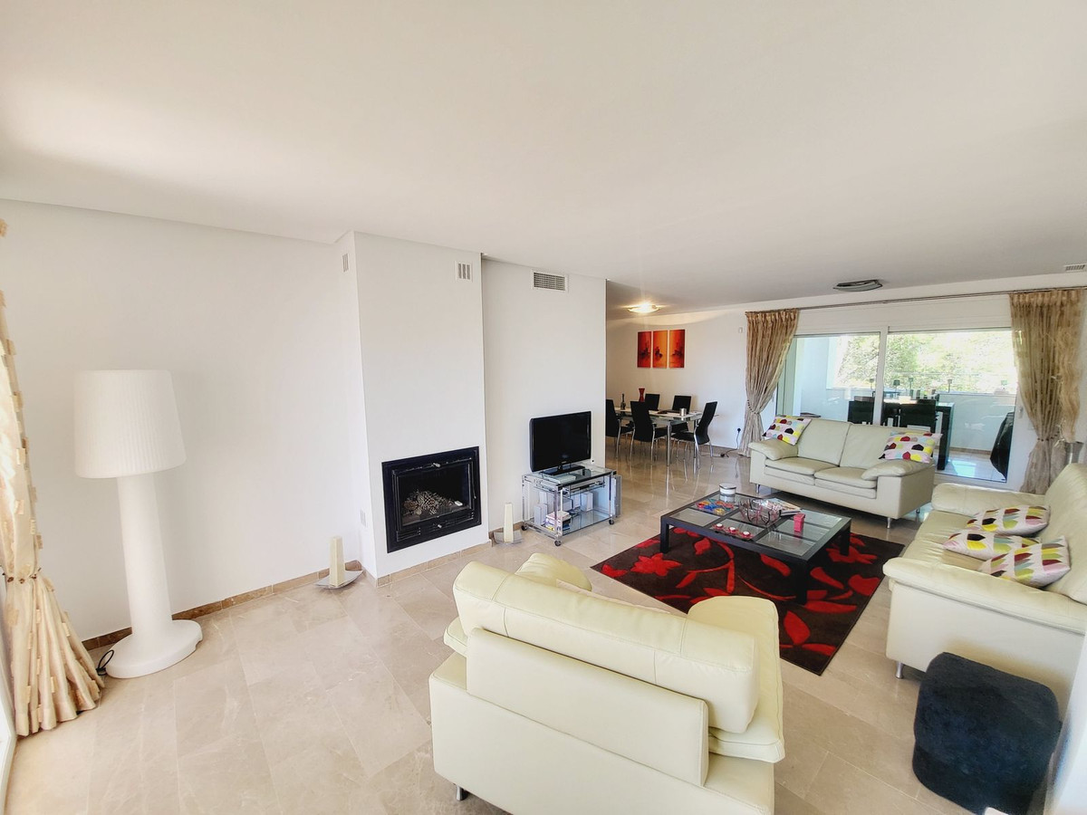3 Bed Apartment for sale in Miraflores Costa Del Sol, Málaga, Spain