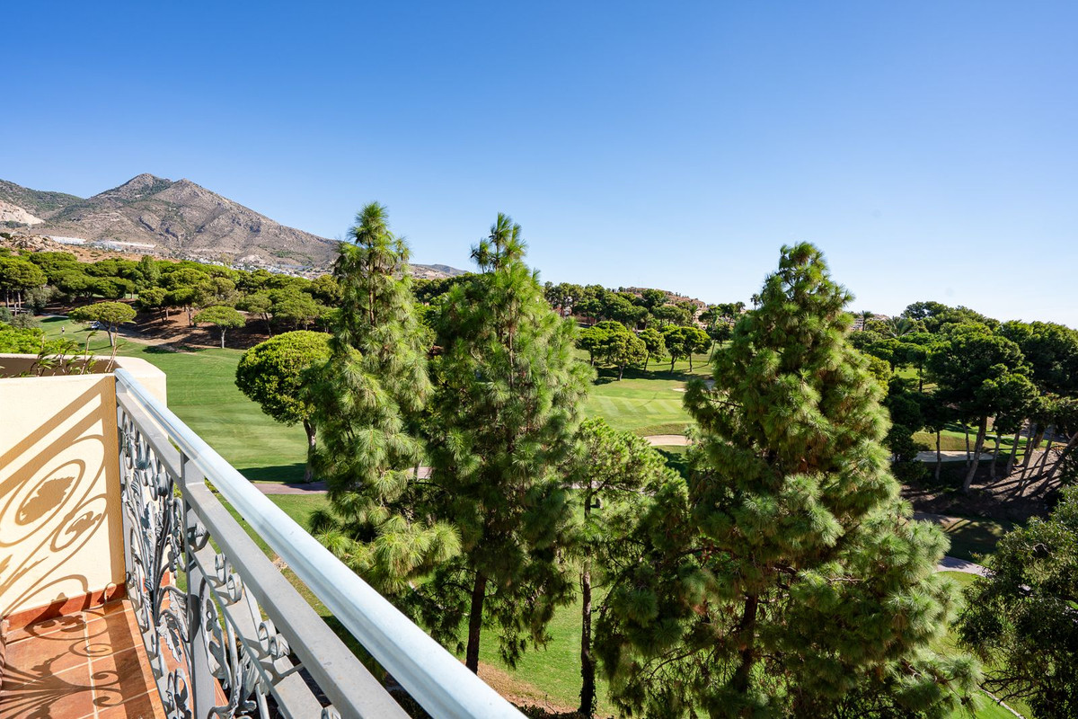 5 Bed Apartment for sale in Torrequebrada Costa Del Sol, Málaga, Spain