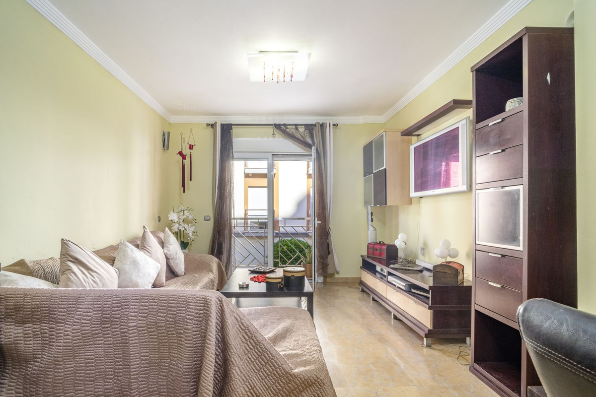 Se vende Pareada de 6 dormitorios en Costa Del Sol, Málaga, España