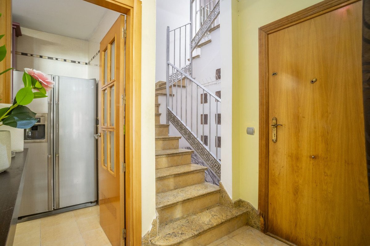 Se vende Pareada de 6 dormitorios en Costa Del Sol, Málaga, España