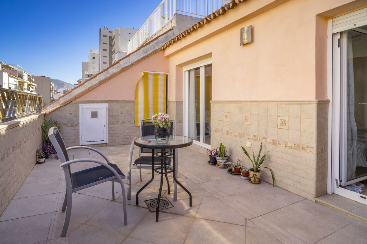 Se vende Pareada de 6 dormitorios en Costa Del Sol, Málaga, España