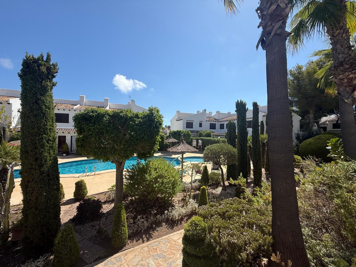 Se vende Bungalow de 4 dormitorios en Costa Blanca, Alicante, España