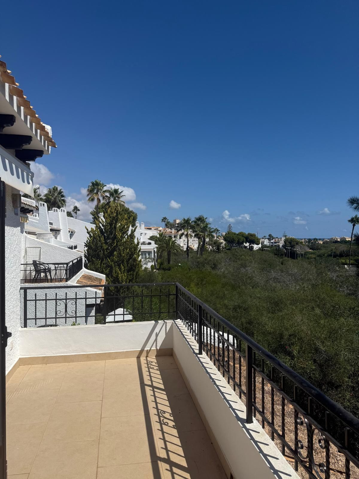 Se vende Bungalow de 4 dormitorios en Costa Blanca, Alicante, España