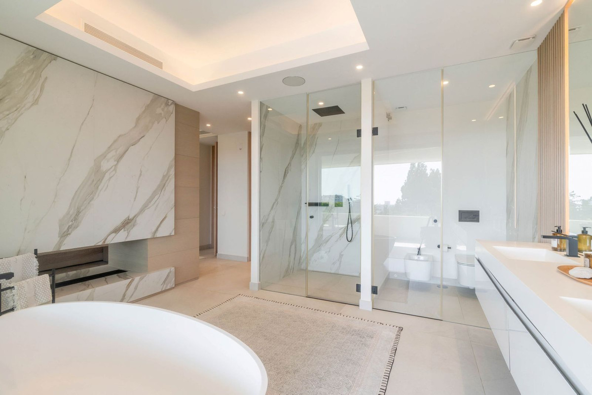 3 Bed Townhouse for sale in Nueva Andalucía Costa Del Sol, Málaga, Spain