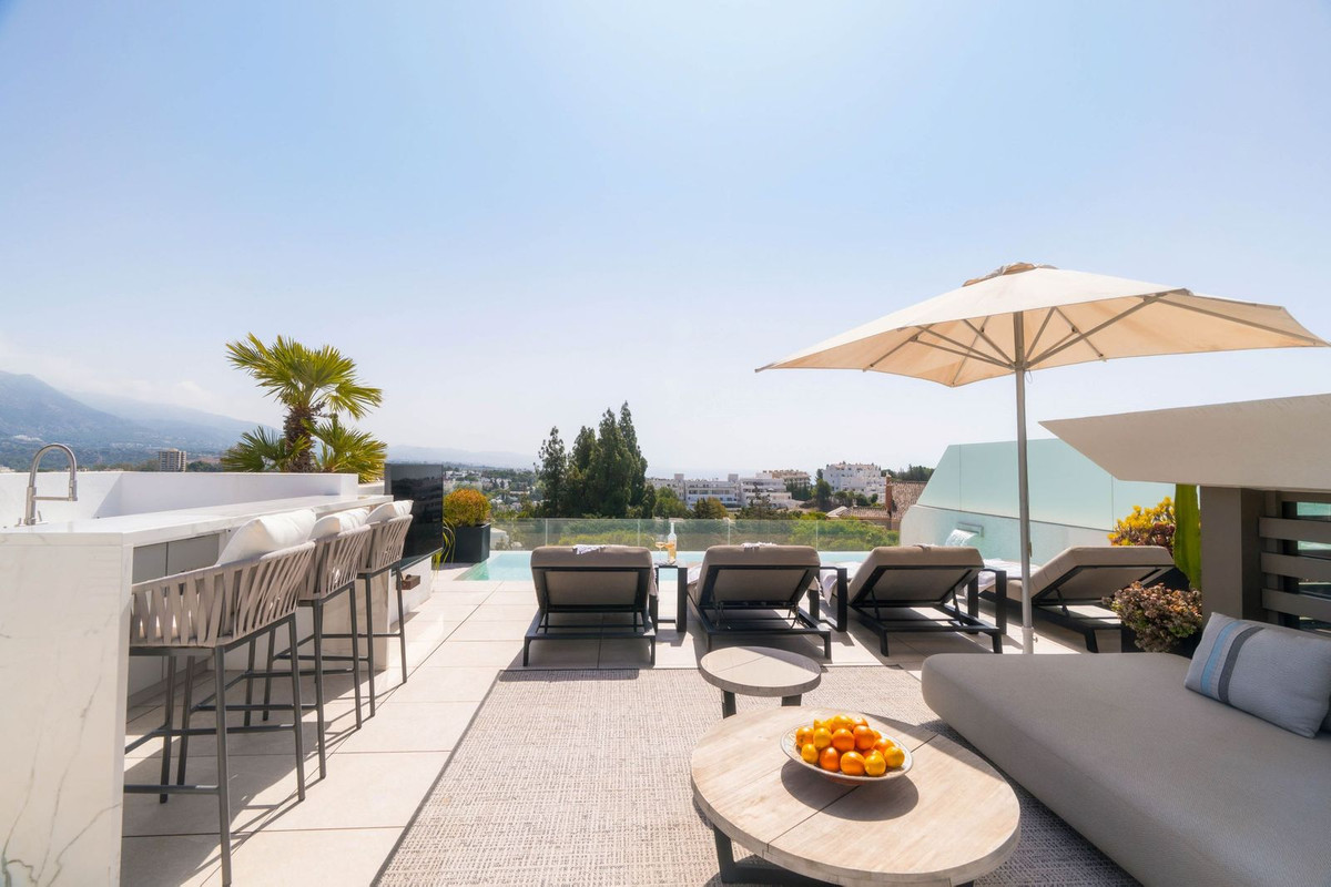 3 Bed Townhouse for sale in Nueva Andalucía Costa Del Sol, Málaga, Spain