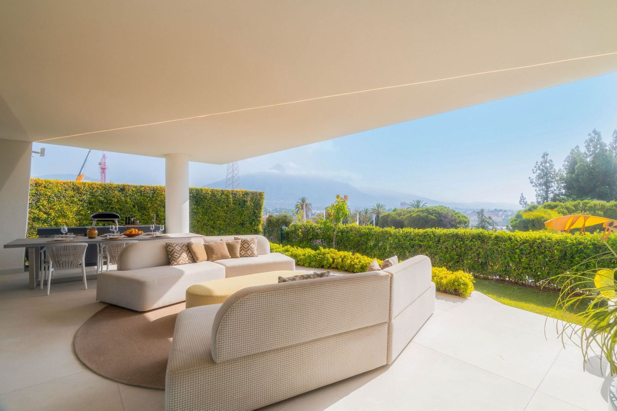3 Bed Townhouse for sale in Nueva Andalucía Costa Del Sol, Málaga, Spain