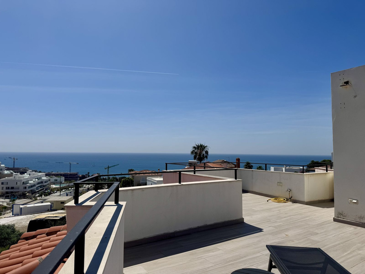 Se vende Villa - Chalet de 4 dormitorios en Costa Del Sol, Málaga, España