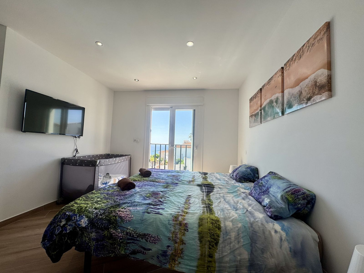 Se vende Villa - Chalet de 4 dormitorios en Costa Del Sol, Málaga, España