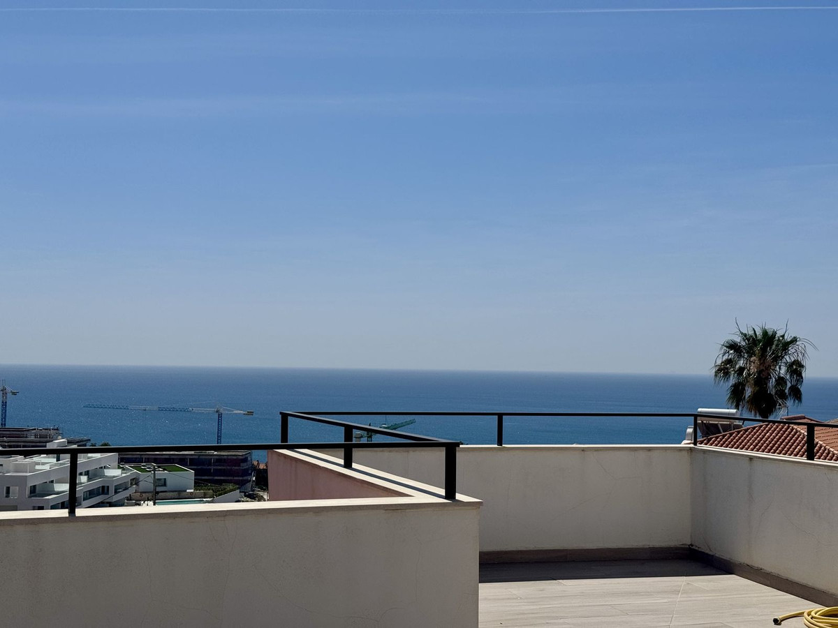Se vende Villa - Chalet de 4 dormitorios en Costa Del Sol, Málaga, España
