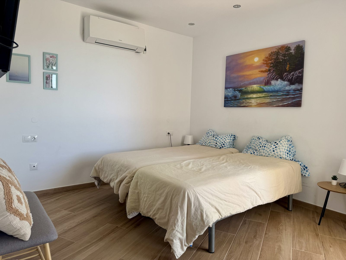 Se vende Villa - Chalet de 4 dormitorios en Costa Del Sol, Málaga, España