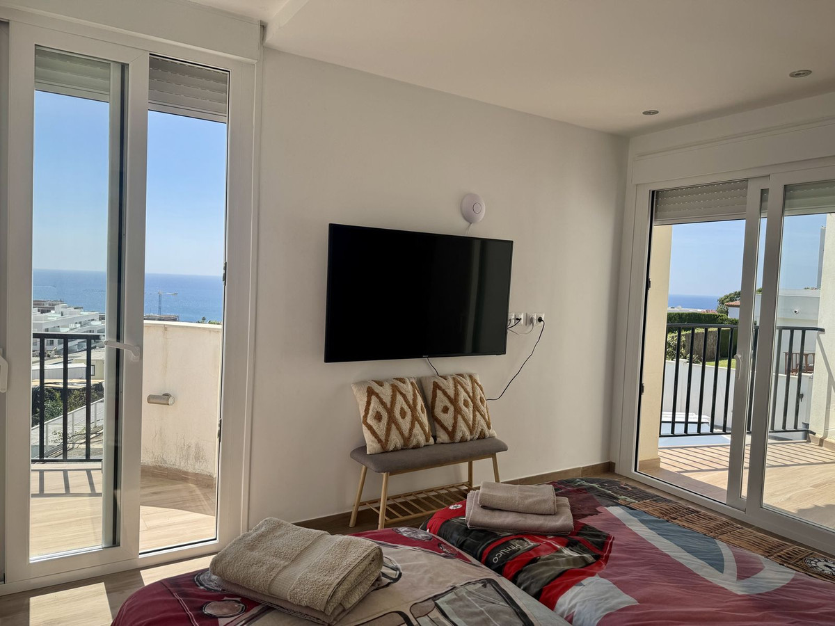 Se vende Villa - Chalet de 4 dormitorios en Costa Del Sol, Málaga, España