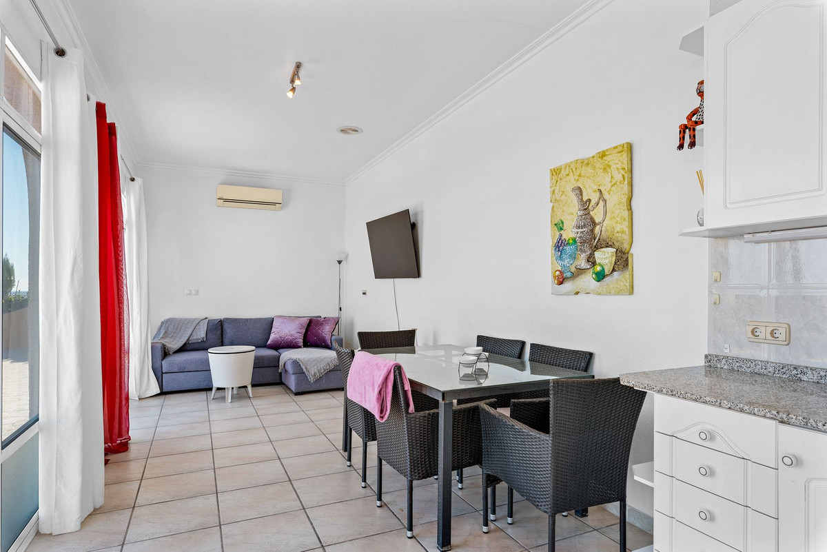 Se vende Villa - Chalet de 5 dormitorios en Costa Blanca, Alicante, España