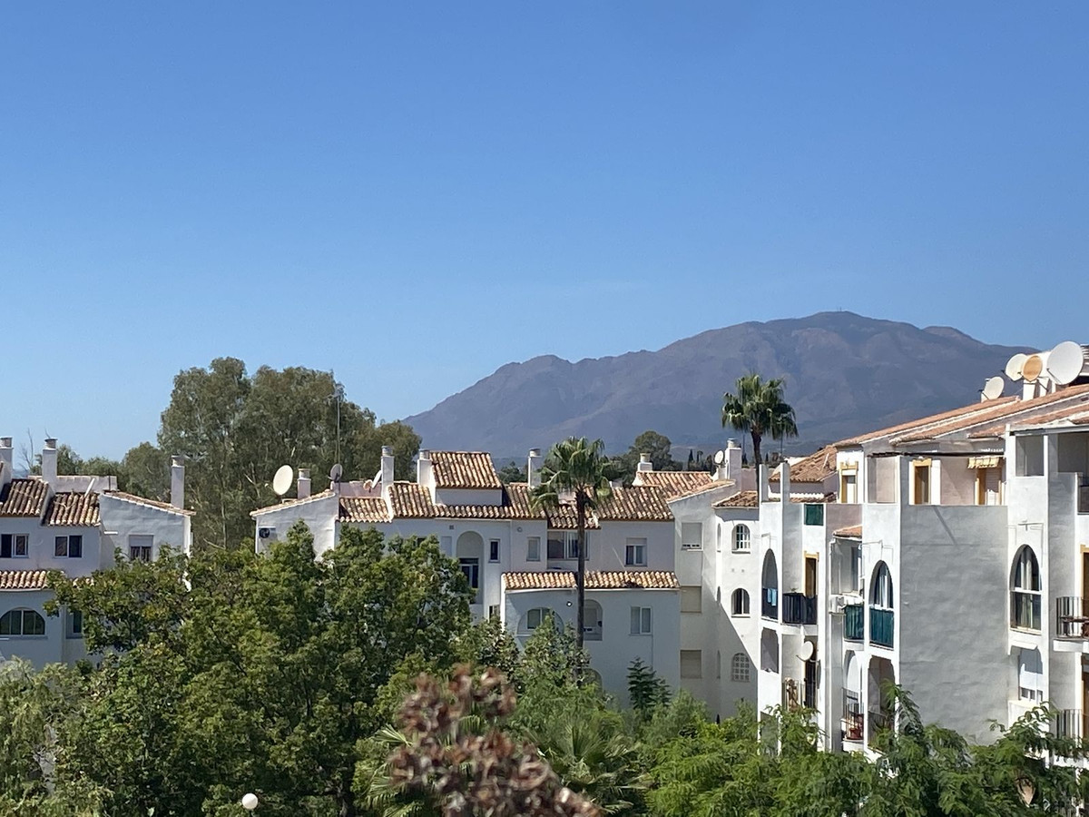2 Bed Apartment for sale in Diana Park Costa Del Sol, Málaga, Spain