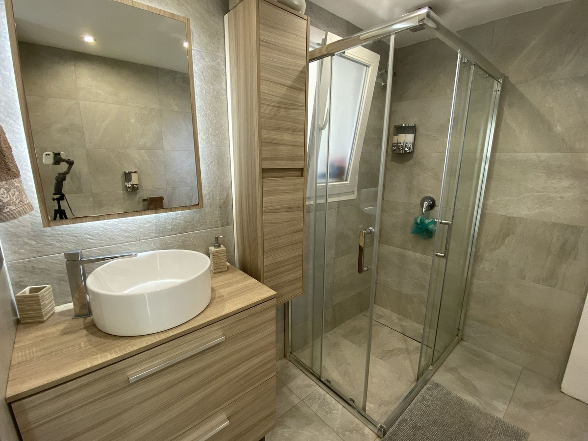 2 Bed Apartment for sale in Diana Park Costa Del Sol, Málaga, Spain