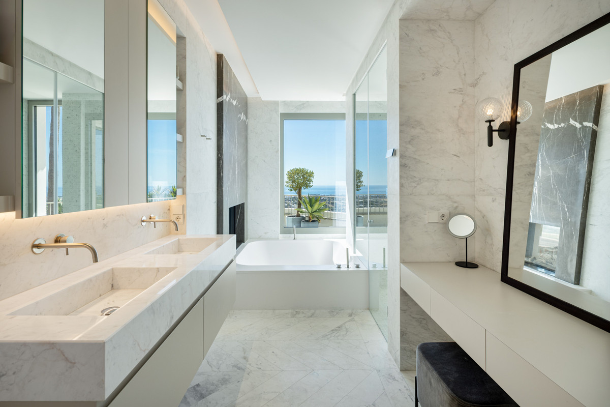 Se vende Villa - Chalet de 7 dormitorios en Costa Del Sol, Málaga, España