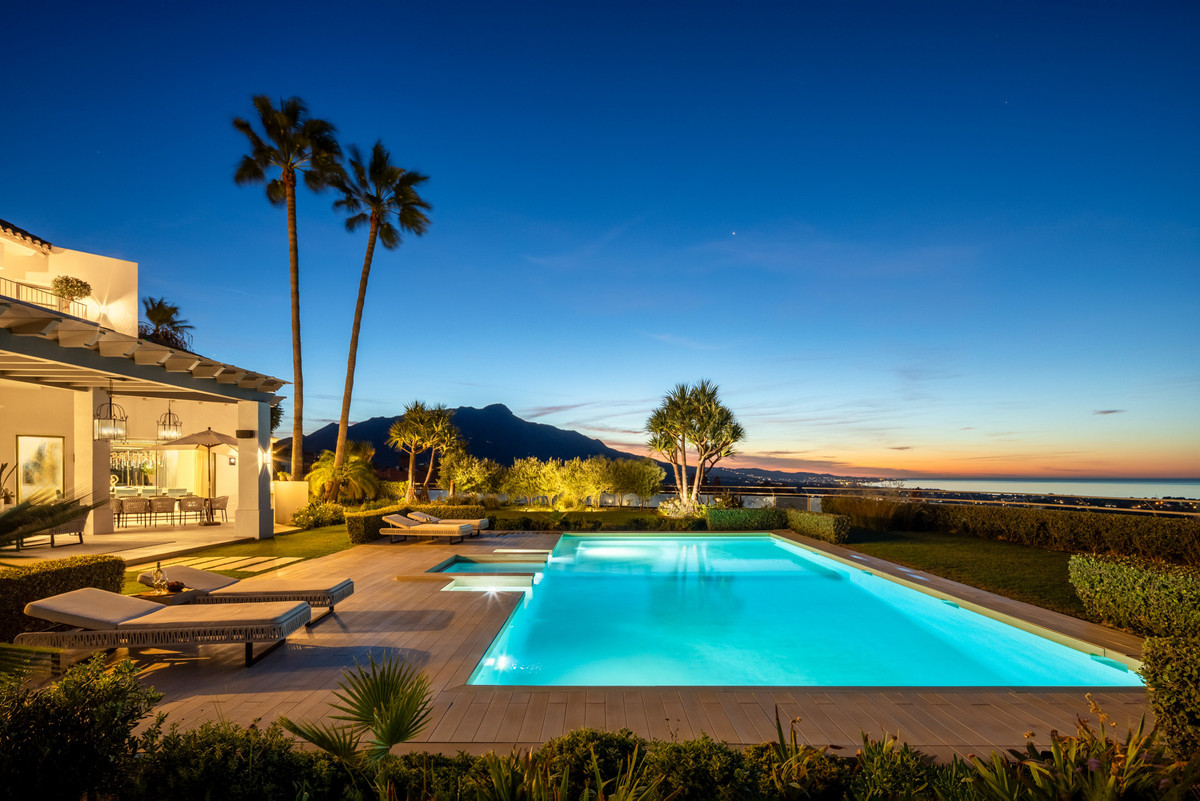Se vende Villa - Chalet de 7 dormitorios en Costa Del Sol, Málaga, España