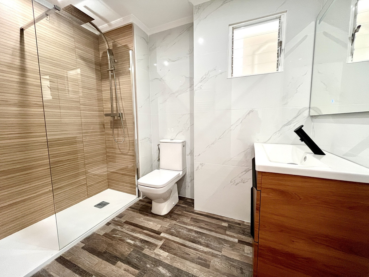 2 Bed Apartment for sale in San Miguel De Salinas Costa Blanca, Alicante, Spain