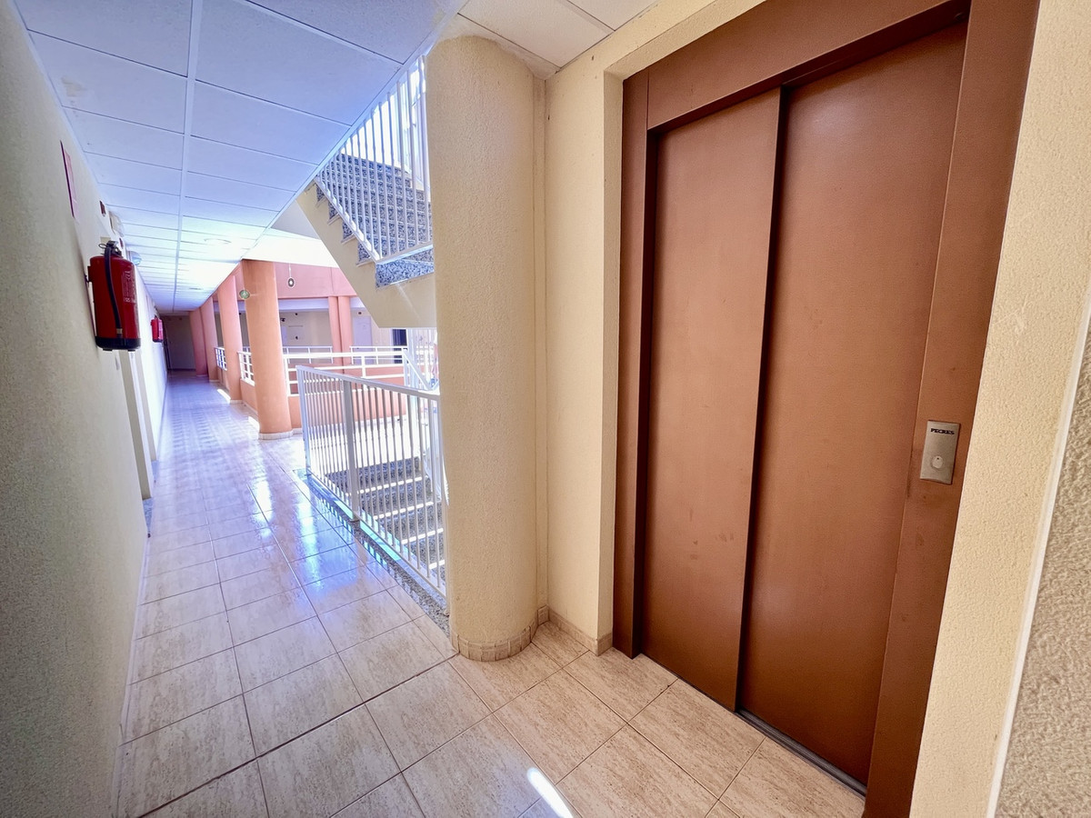 2 Bed Apartment for sale in San Miguel De Salinas Costa Blanca, Alicante, Spain