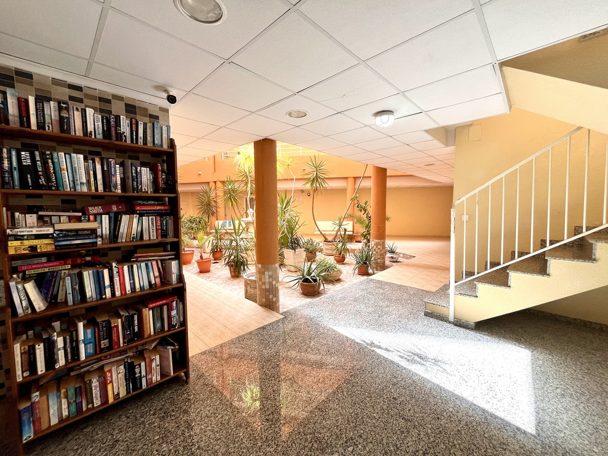 2 Bed Apartment for sale in San Miguel De Salinas Costa Blanca, Alicante, Spain