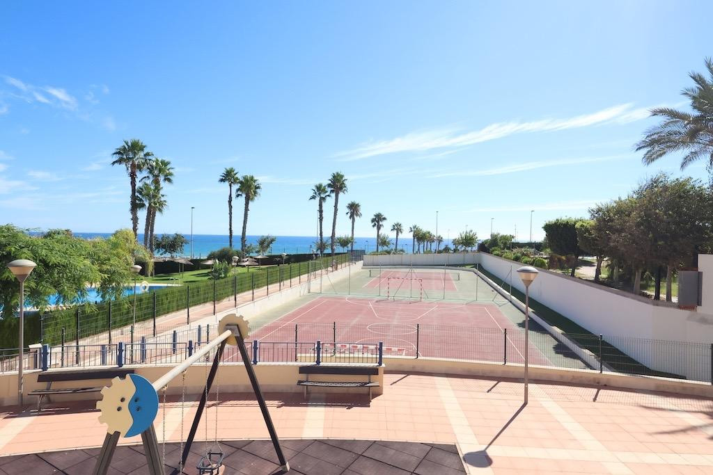 Se vende Ático de 2 dormitorios en Costa Blanca, Alicante, España