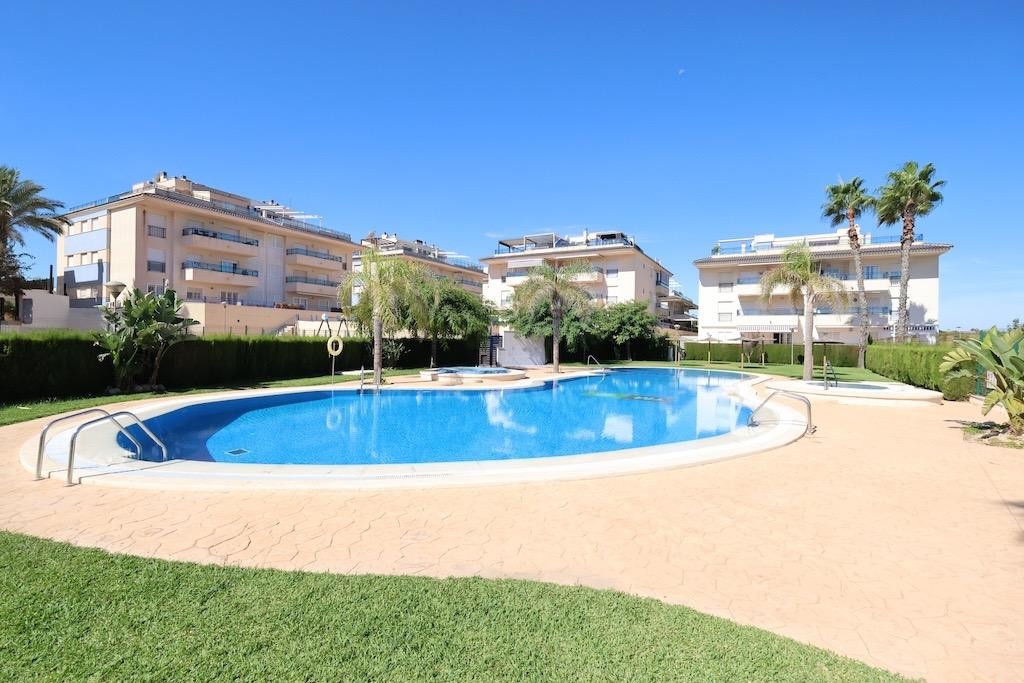 Se vende Ático de 2 dormitorios en Costa Blanca, Alicante, España