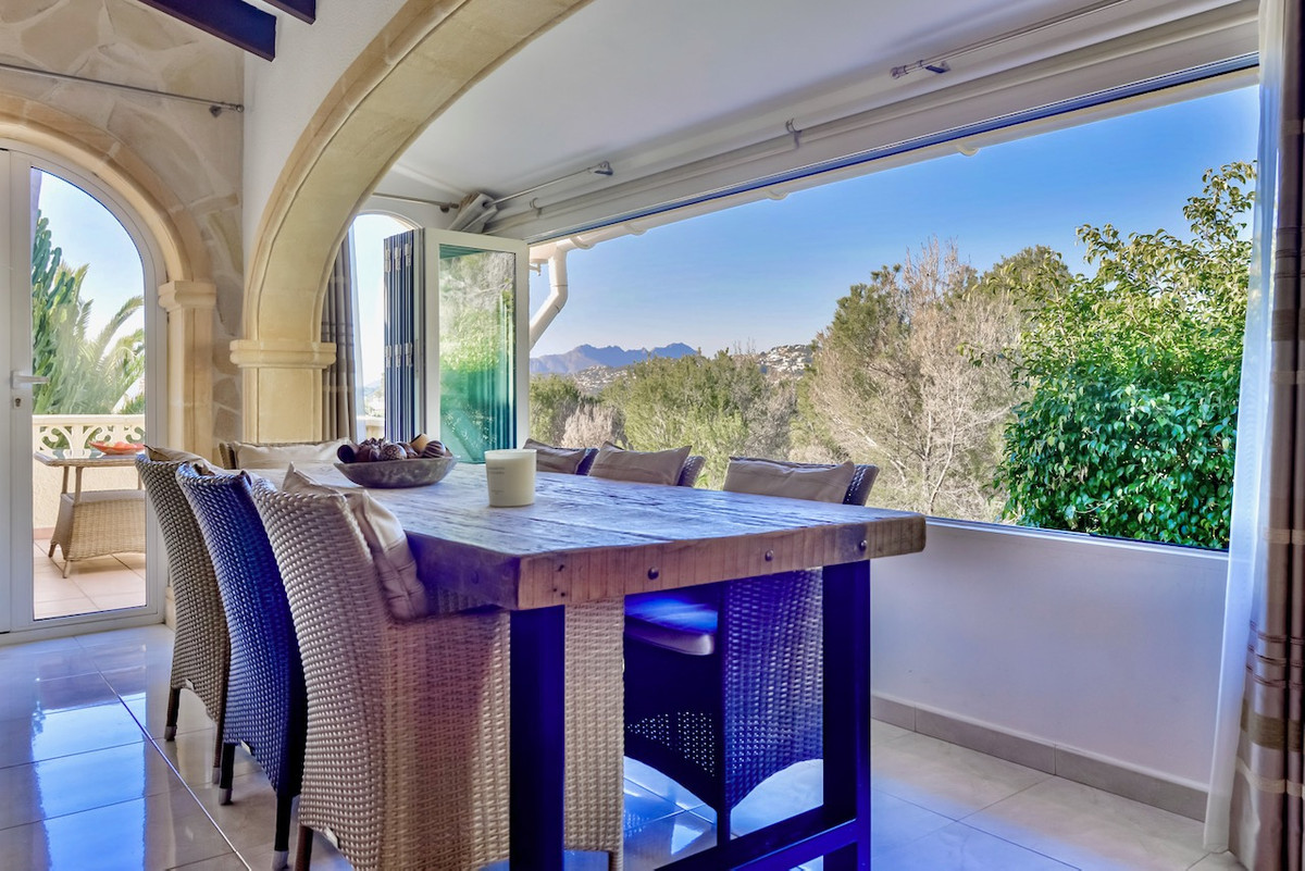 Se vende Villa - Chalet de 4 dormitorios en Costa Blanca, Alicante, España