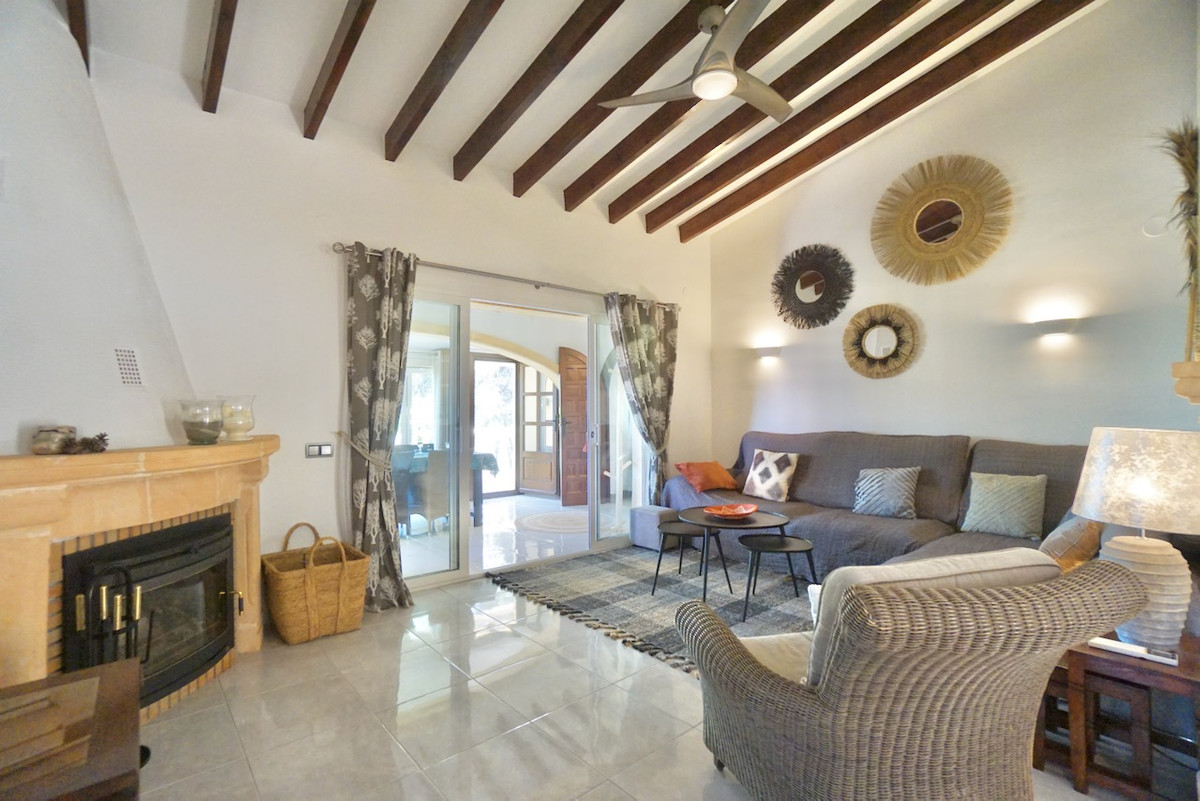 Se vende Villa - Chalet de 4 dormitorios en Costa Blanca, Alicante, España