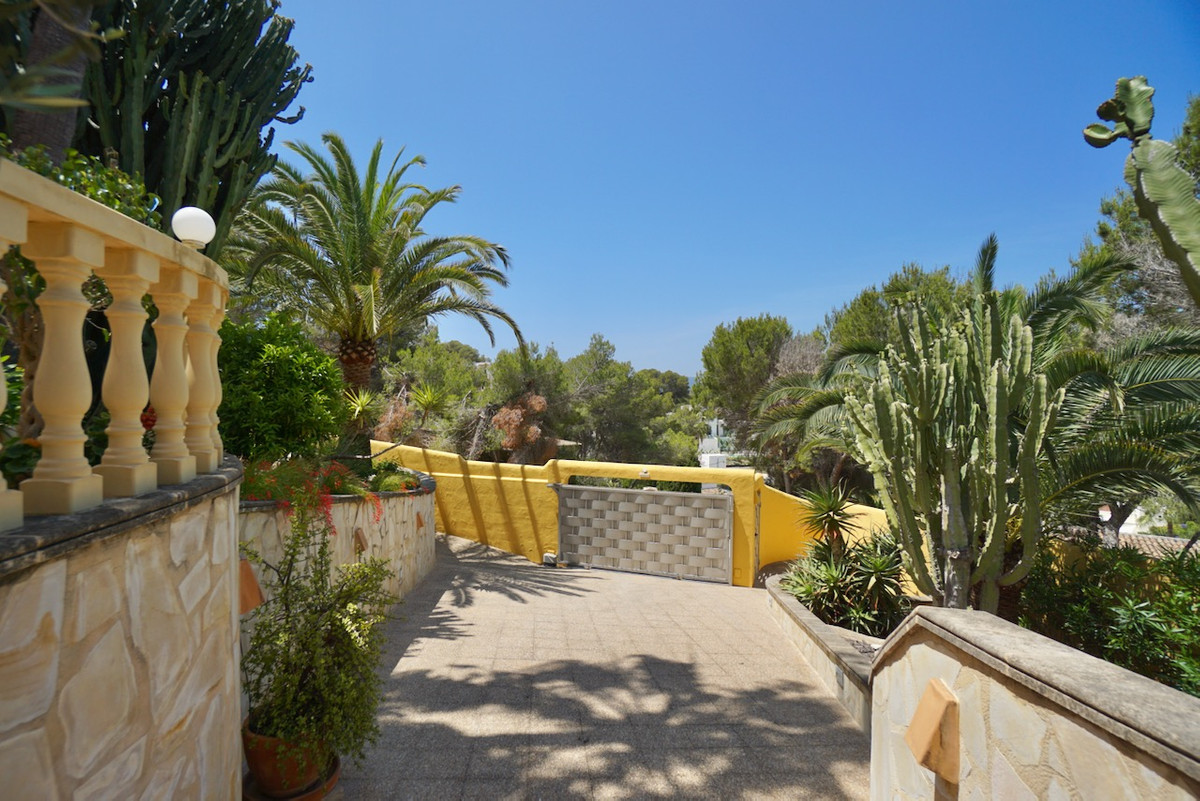 Se vende Villa - Chalet de 4 dormitorios en Costa Blanca, Alicante, España