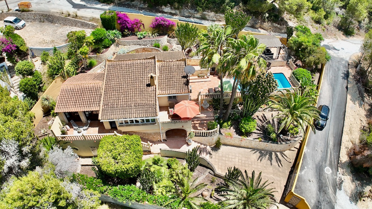 Se vende Villa - Chalet de 4 dormitorios en Costa Blanca, Alicante, España