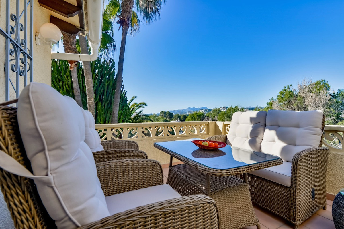 Se vende Villa - Chalet de 4 dormitorios en Costa Blanca, Alicante, España