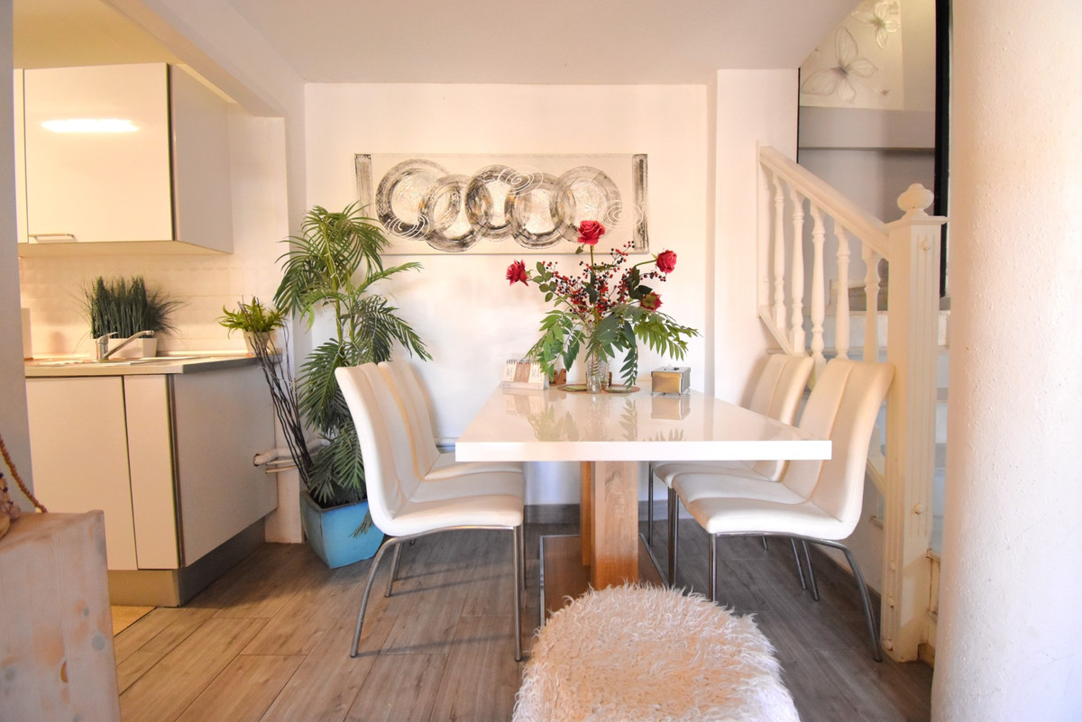 4 Bed Townhouse for sale in Playa Flamenca Costa Blanca, Alicante, Spain